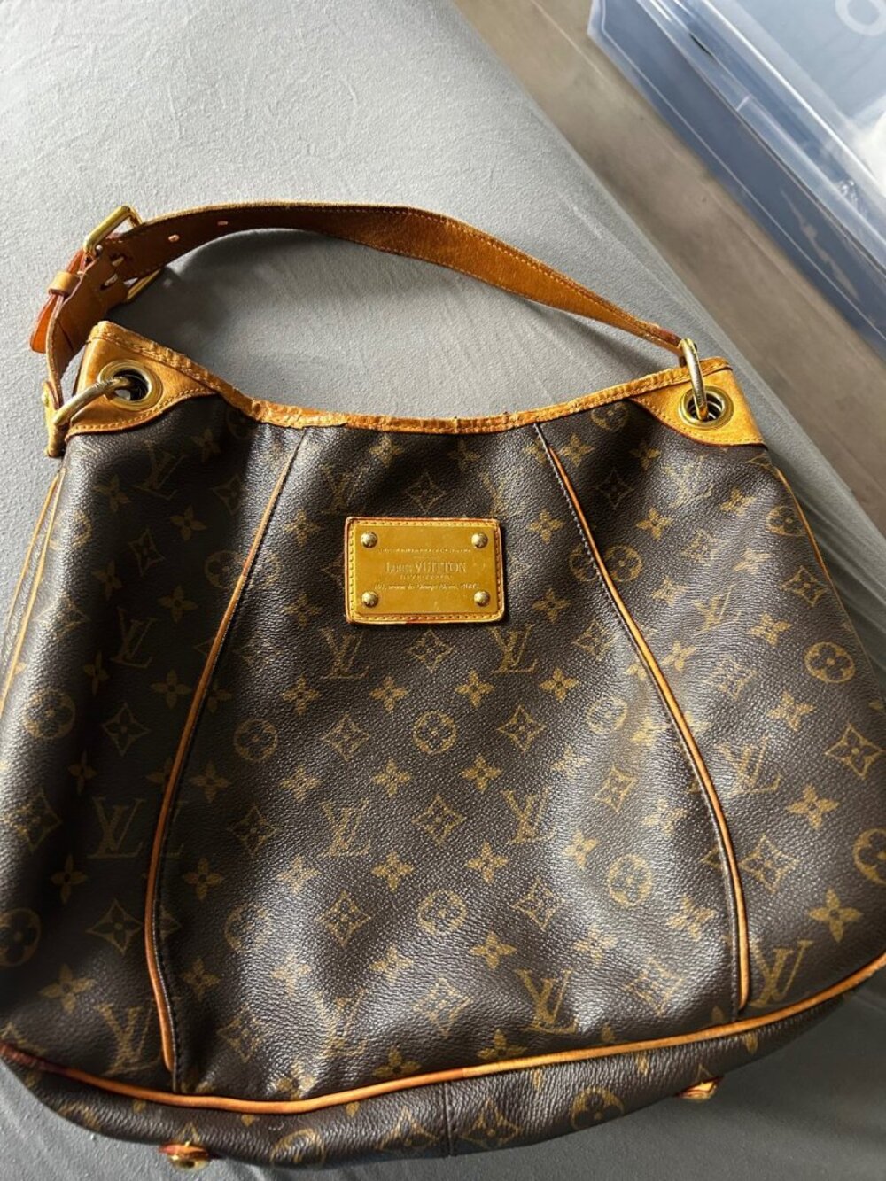 Authentic Louis Vuitton Galliera PM Monogram Shoulder Hobo Bag M56382 - Picture 2 of 16